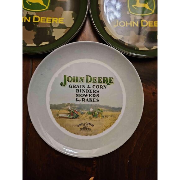 John Deere Licensed Product Camouflage Vintage Plates Set Melamine - Picture 5 of 14
